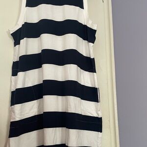 Old Navy Classic White Tee